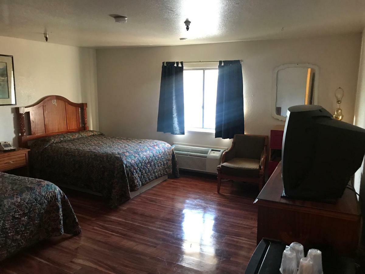 Windsor Inn Sparks Bagian luar foto